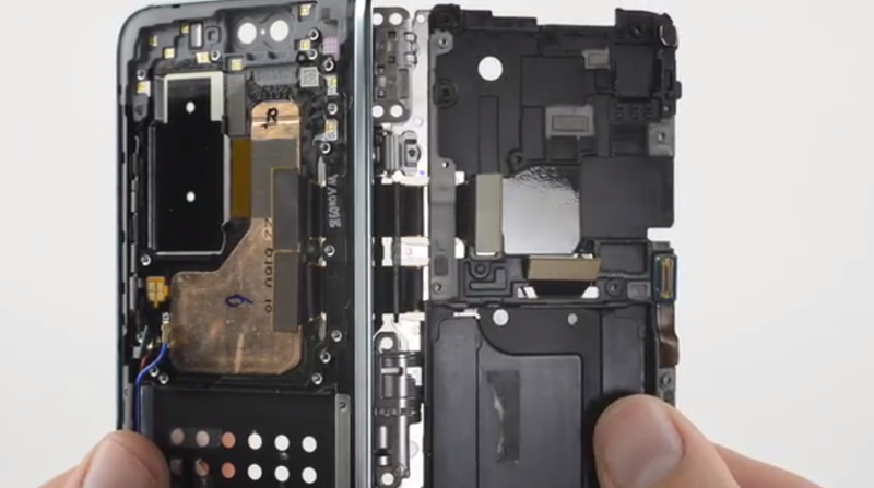 Illustration for article titled Samsung Galaxy Fold Teardown Offers More Clues On Why The Phone Is Malfunctioning